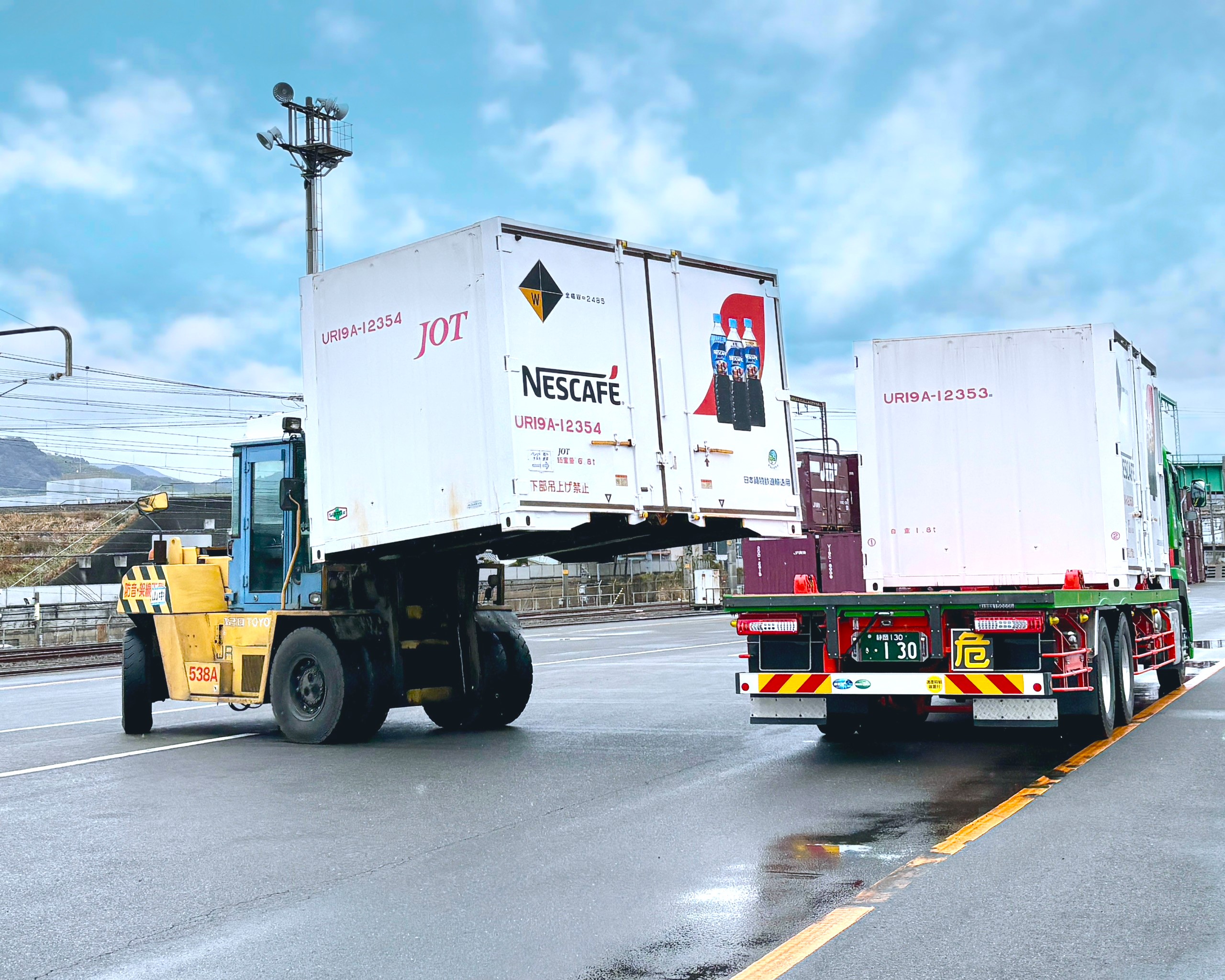 「写真でみる　貨物鉄道百三十年」日本貨物鉄道株式会社　/2007年 写真でみる貨物鉄道百三十年 日本貨物鉄道株式会社 貨物鉄道
